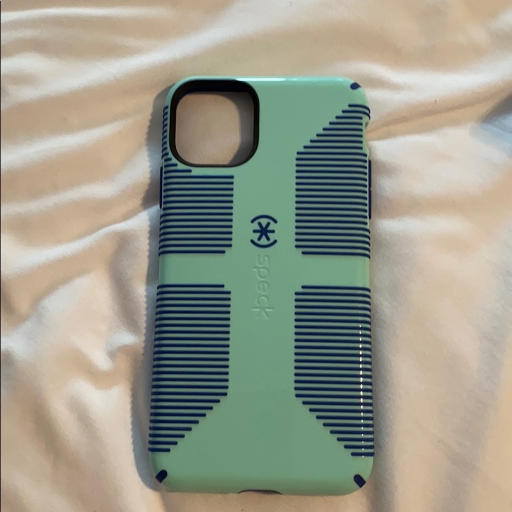 Speck Case for iPhone 11 pro max NEW